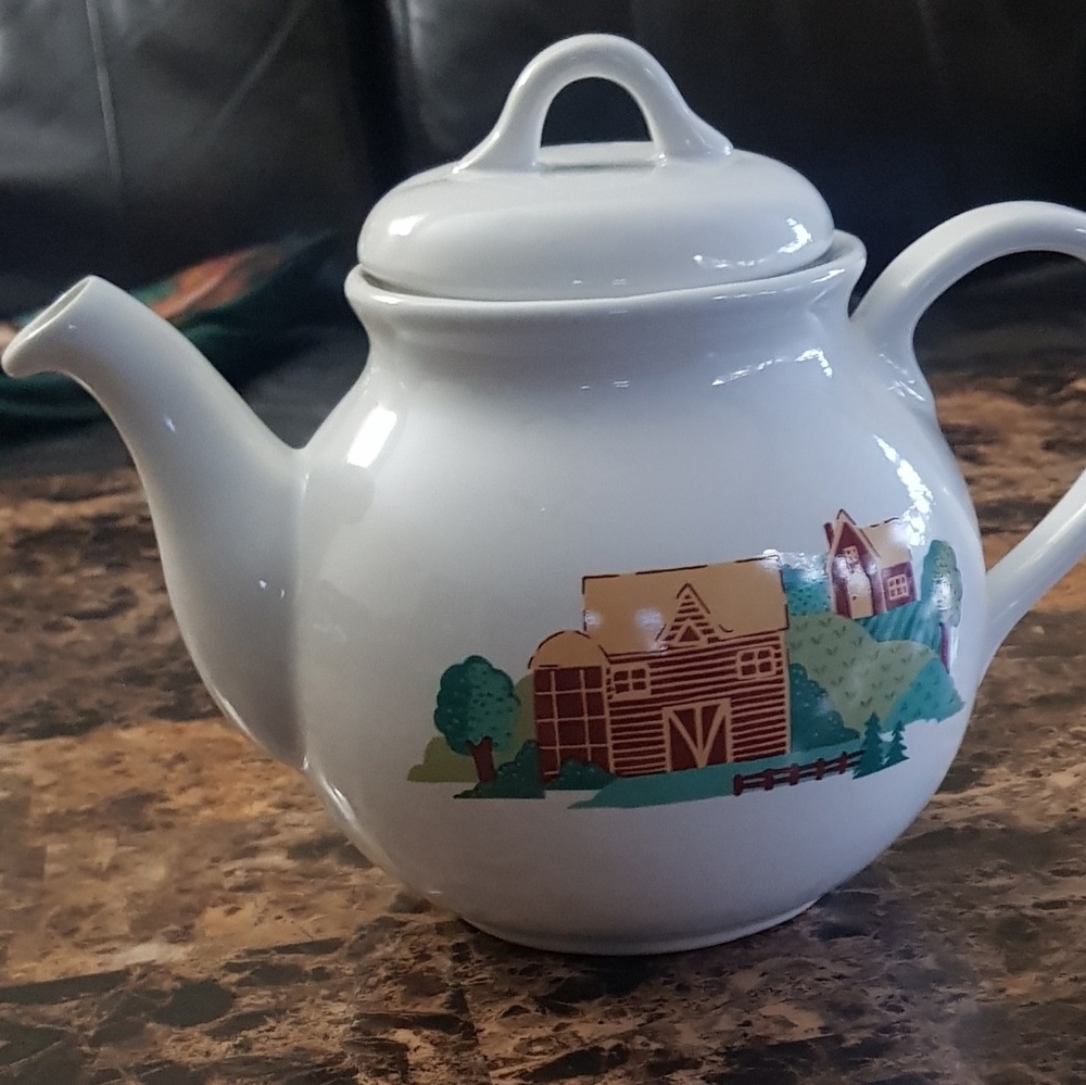 Teapot - Picture 4 of 7